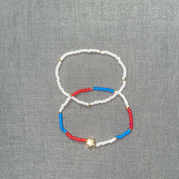 4th of July Seed Bead Gold Star Charm Bracelet Set - Picture 3 of 7